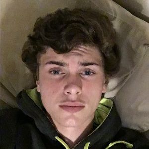 Meet your Posher, Ethan